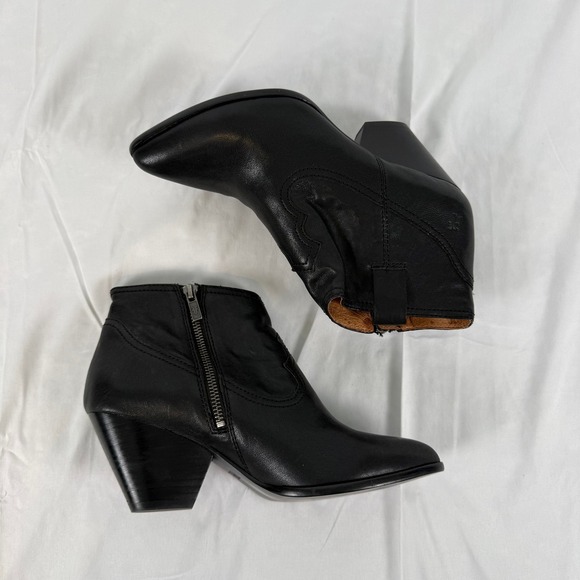 EUC Frye Black Leather Western Reina Ankle Boots Pointed Toe Stacked Heel 8M - Picture 2 of 7